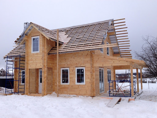 Строительство брусового дома зимой для сокращения процента усадки